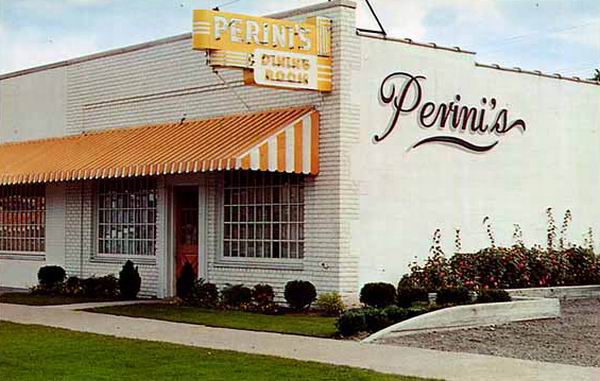 Perinis Dining Room Detroit