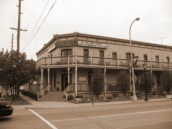 South Lyon Hotel