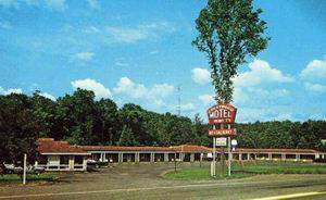 Crestwood Motel Iron River