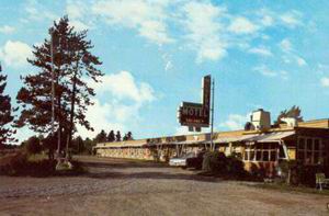 Fenders Motel Roscommon.JPG