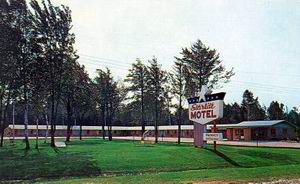 STARLITE MOTEL MACKINAW CITY