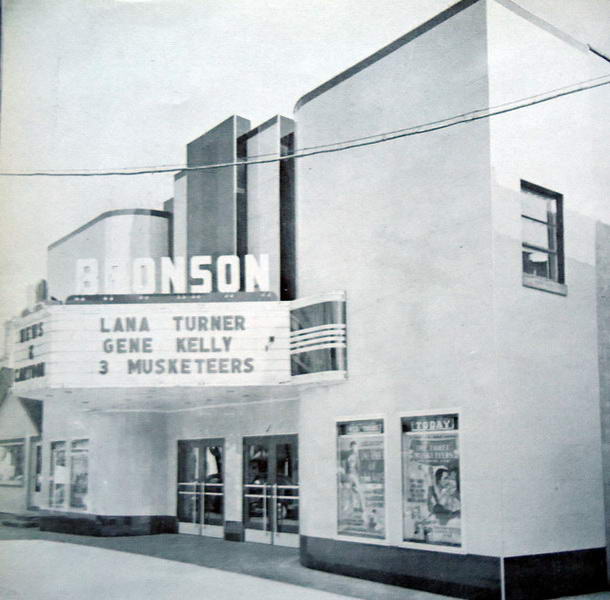 Booth Theatre in Detroit, MI - Cinema Treasures