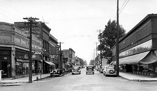 Manistique Cedar Street